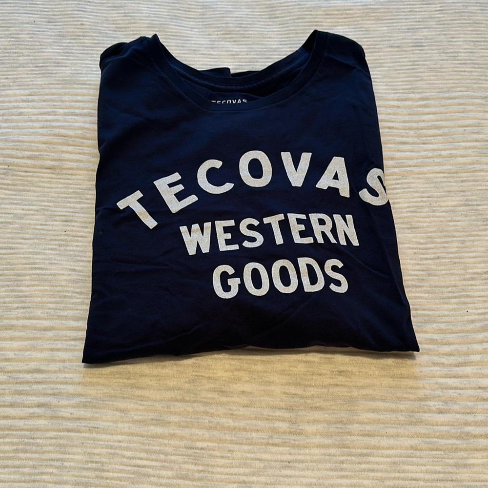 Men’s navy Tecovas tshirt. New without tags. 2XL.